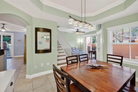 Townhouse in Fort Lauderdale, Florida 3 bedrooms, 129.23 sq.m. № 1929530 - photo 14