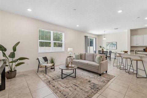 Casa en venta en Gibsonton, Florida, 4 dormitorios, 241.55 m2 № 2199289 - foto 11