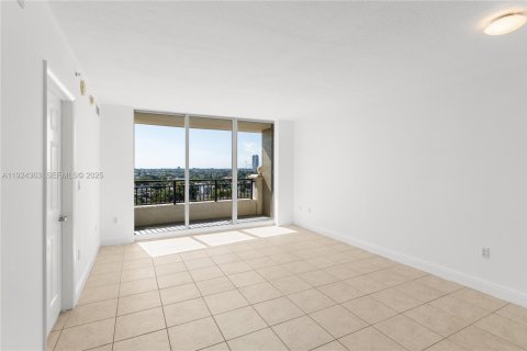 Copropriété à vendre à Miami, Floride: 1 chambre, 73.58 m2 № 1986361 - photo 2