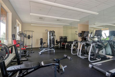 Copropriété à vendre à Miami, Floride: 1 chambre, 73.58 m2 № 1986361 - photo 19