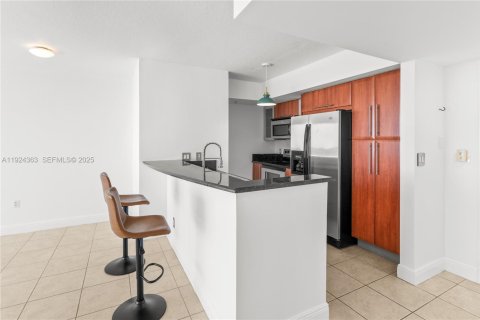 Copropriété à vendre à Miami, Floride: 1 chambre, 73.58 m2 № 1986361 - photo 7