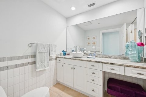 Condominio en alquiler en Sarasota, Florida, 3 dormitorios, 167.97 m2 № 2219438 - foto 18