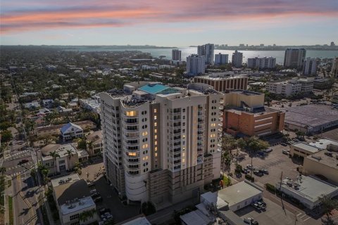Condominio en alquiler en Sarasota, Florida, 3 dormitorios, 167.97 m2 № 2219438 - foto 8