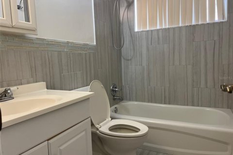 Copropriété à louer à Clearwater, Floride: 3 chambres, 118.36 m2 № 2105205 - photo 19