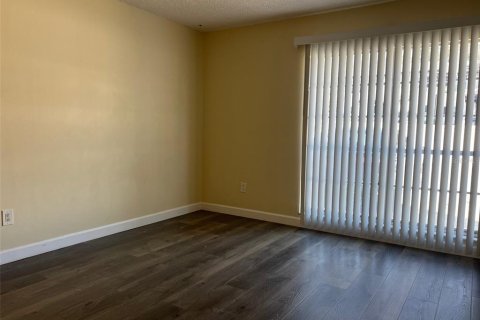 Copropriété à louer à Clearwater, Floride: 3 chambres, 118.36 m2 № 2105205 - photo 12