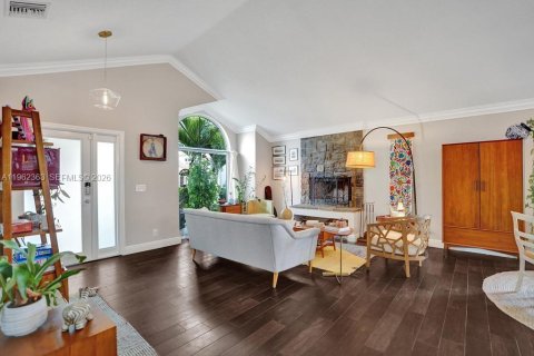 House in Parkland, Florida 4 bedrooms, 227.61 sq.m. № 2033563 - photo 14