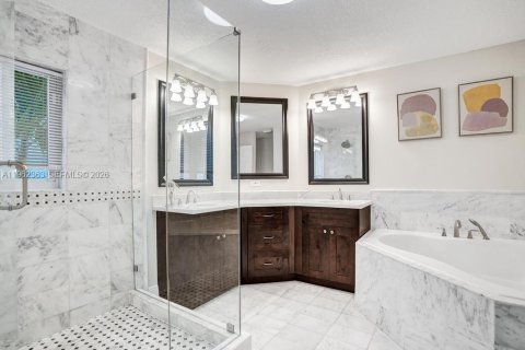 House in Parkland, Florida 4 bedrooms, 227.61 sq.m. № 2033563 - photo 18