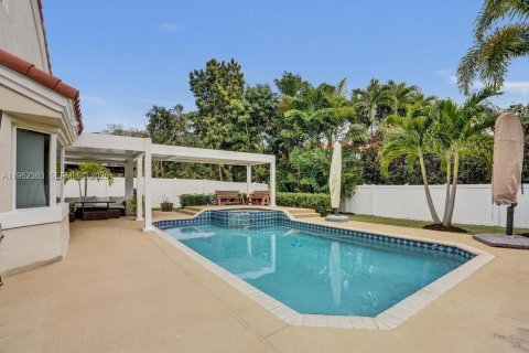 House in Parkland, Florida 4 bedrooms, 227.61 sq.m. № 2033563 - photo 28