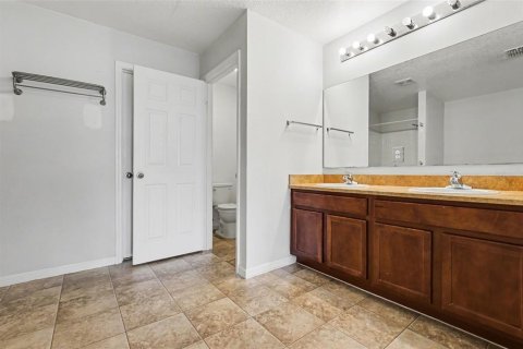 Villa ou maison à vendre à Palm Bay, Floride: 4 chambres, 254.74 m2 № 2142093 - photo 17