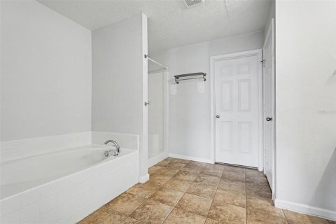Villa ou maison à vendre à Palm Bay, Floride: 4 chambres, 254.74 m2 № 2142093 - photo 18