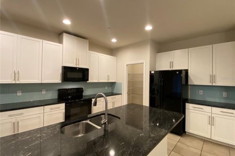 Adosado en alquiler en Winter Park, Florida, 3 dormitorios, 173.91 m2 № 1901510 - foto 7