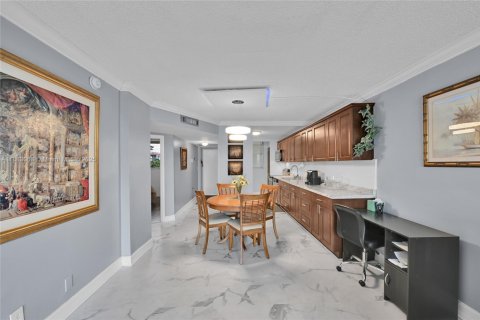 Condominio en venta en Fort Lauderdale, Florida, 2 dormitorios, 86.21 m2 № 2034471 - foto 23
