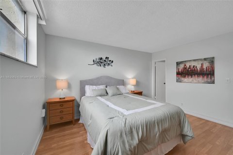 Condominio en venta en Fort Lauderdale, Florida, 2 dormitorios, 86.21 m2 № 2034471 - foto 26