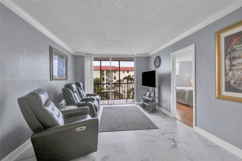 Condominio en venta en Fort Lauderdale, Florida, 2 dormitorios, 86.21 m2 № 2034471 - foto 15