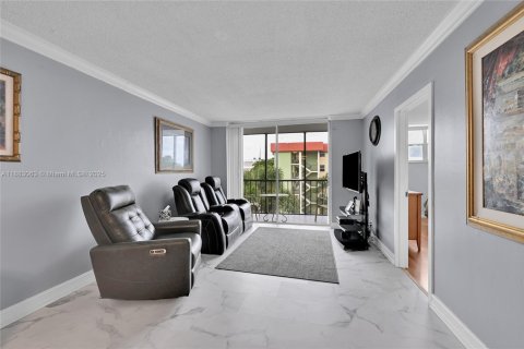 Condominio en venta en Fort Lauderdale, Florida, 2 dormitorios, 86.21 m2 № 2034471 - foto 14
