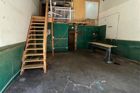 Immobilier commercial à louer à Bradenton, Floride: 71.16 m2 № 1886741 - photo 1