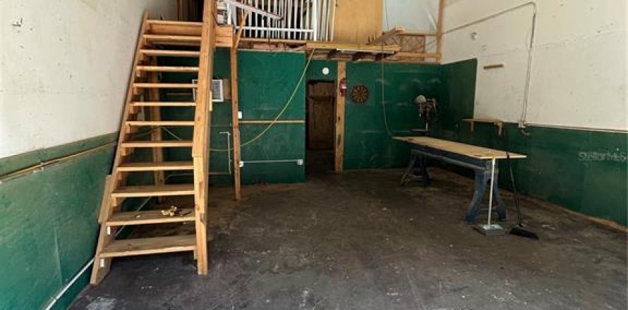 Immobilier commercial à Bradenton, Floride 71.16 m2 № 1886741