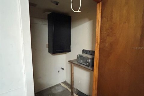 Immobilier commercial à louer à Bradenton, Floride: 71.16 m2 № 1886741 - photo 6