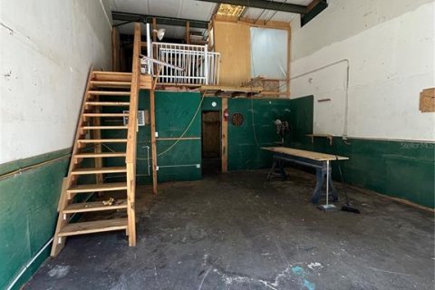 Immobilier commercial à louer à Bradenton, Floride: 71.16 m2 № 1886741 - photo 2
