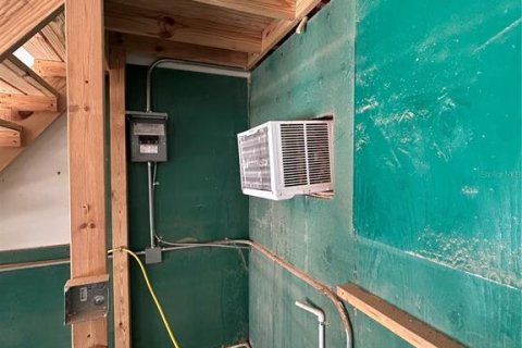 Immobilier commercial à louer à Bradenton, Floride: 71.16 m2 № 1886741 - photo 8