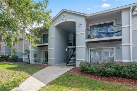 Condo in Gainesville, Florida, 2 bedrooms  № 2279929