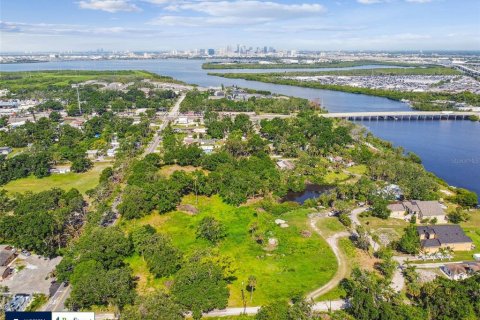 Terreno en venta en Tampa, Florida № 2144070 - foto 4