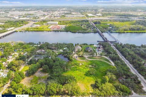 Terreno en venta en Tampa, Florida № 2144070 - foto 7