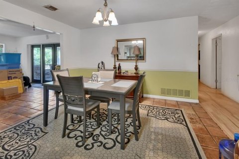 House in DeLand, Florida 3 bedrooms, 167.69 sq.m. № 1851465 - photo 7