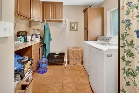 House in DeLand, Florida 3 bedrooms, 167.69 sq.m. № 1851465 - photo 20