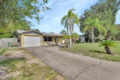 House in DeLand, Florida 3 bedrooms, 167.69 sq.m. № 1851465 - photo 24