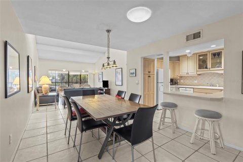 Condo in Sarasota, Florida, 3 bedrooms  № 2239842 - photo 4