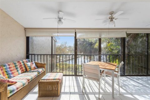 Condo in Sarasota, Florida, 3 bedrooms  № 2239842 - photo 28