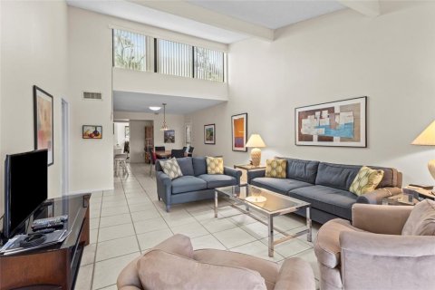 Condo in Sarasota, Florida, 3 bedrooms  № 2239842 - photo 11