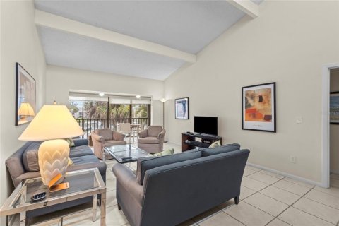 Condo in Sarasota, Florida, 3 bedrooms  № 2239842 - photo 8