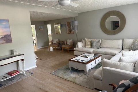 Casa en alquiler en Sarasota, Florida, 4 dormitorios, 184.78 m2 № 1907996 - foto 4