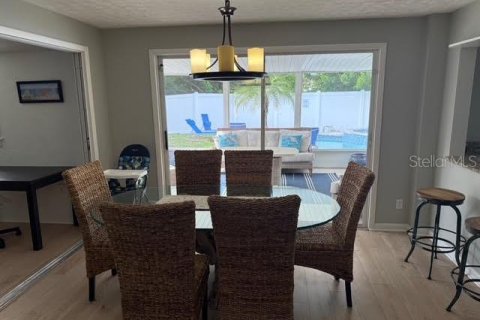 Casa en alquiler en Sarasota, Florida, 4 dormitorios, 184.78 m2 № 1907996 - foto 7