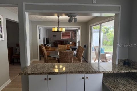 Casa en alquiler en Sarasota, Florida, 4 dormitorios, 184.78 m2 № 1907996 - foto 8