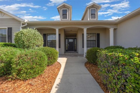 Villa ou maison à vendre à Ocala, Floride: 4 chambres, 240.8 m2 № 1719031 - photo 2