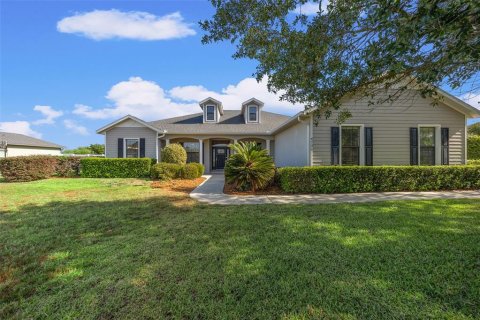 Villa ou maison à vendre à Ocala, Floride: 4 chambres, 240.8 m2 № 1719031 - photo 1