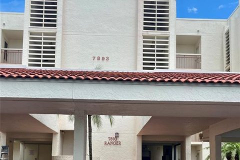 Condominio en venta en South Pasadena, Florida, 2 dormitorios, 116.59 m2 № 1798497 - foto 1