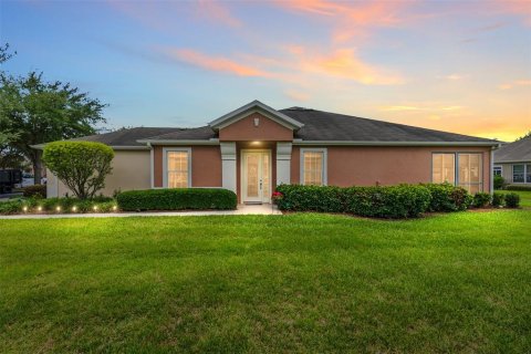 Casa en Ocala, Florida 2 dormitorios, 144.56 m2 № 2098068