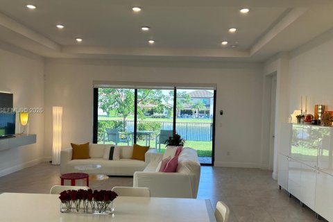 Купить виллу или дом в Паркленд, Флорида 3 спальни, 212.47м2, № 2006689 - фото 10