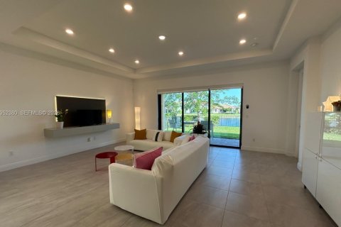 Купить виллу или дом в Паркленд, Флорида 3 спальни, 212.47м2, № 2006689 - фото 2