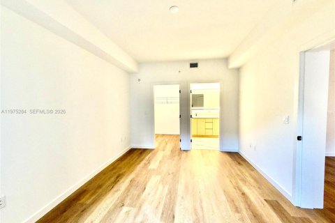Copropriété à louer à North Miami, Floride: 3 chambres, 138.7 m2 № 2041371 - photo 29