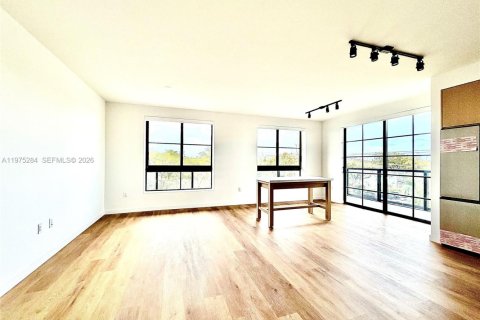 Снять в аренду кондоминиум в Норт-Майами, Флорида 3 спальни, 138.7м2, № 2041371 - фото 7