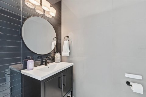 Copropriété à vendre à Orlando, Floride: 1 chambre, 128.3 m2 № 2391084 - photo 15