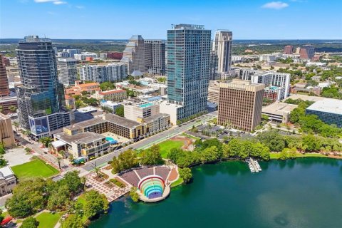 Copropriété à vendre à Orlando, Floride: 1 chambre, 128.3 m2 № 2391084 - photo 2