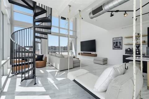 Copropriété à vendre à Orlando, Floride: 1 chambre, 128.3 m2 № 2391084 - photo 19