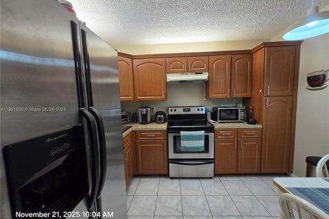 Copropriété à louer à Coconut Creek, Floride: 2 chambres, 90.12 m2 № 1975854 - photo 6