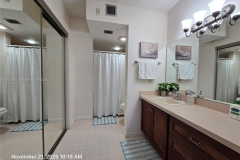 Copropriété à louer à Coconut Creek, Floride: 2 chambres, 90.12 m2 № 1975854 - photo 12